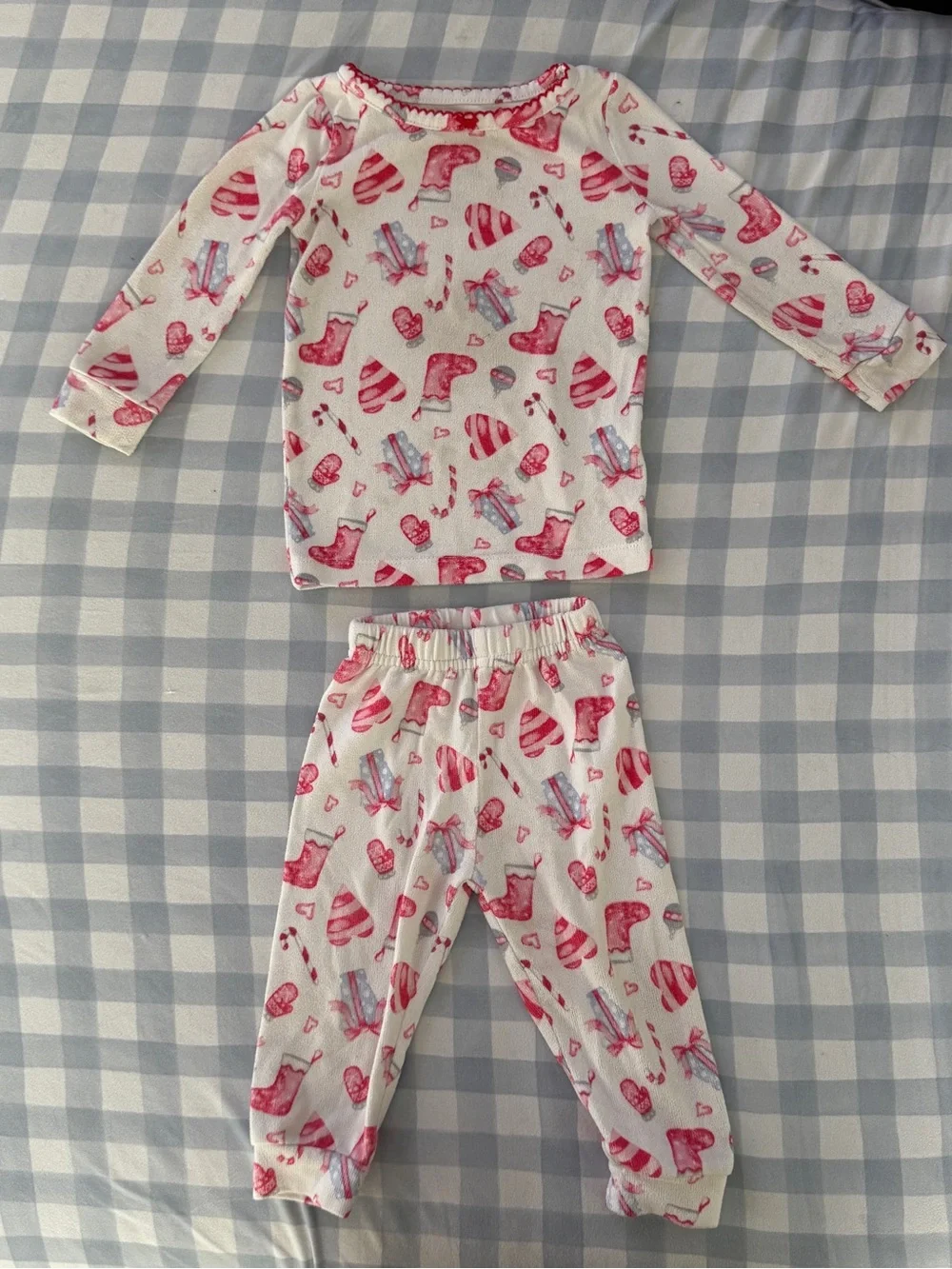 Girls White and Pink Holiday Heart Pajama Set